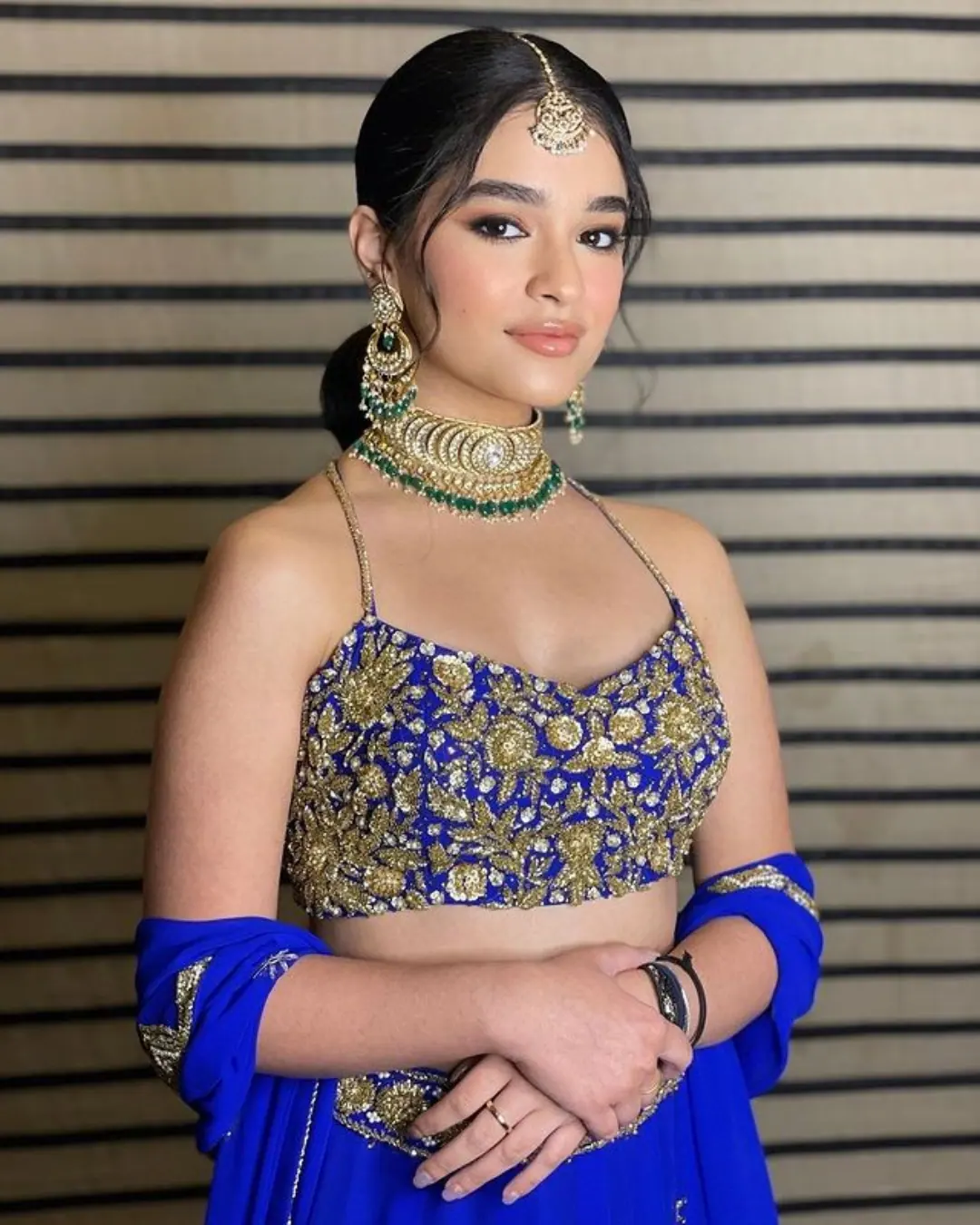 Elegant party makeover by Lips N Lashes, the best makeup artist in Varanasi.